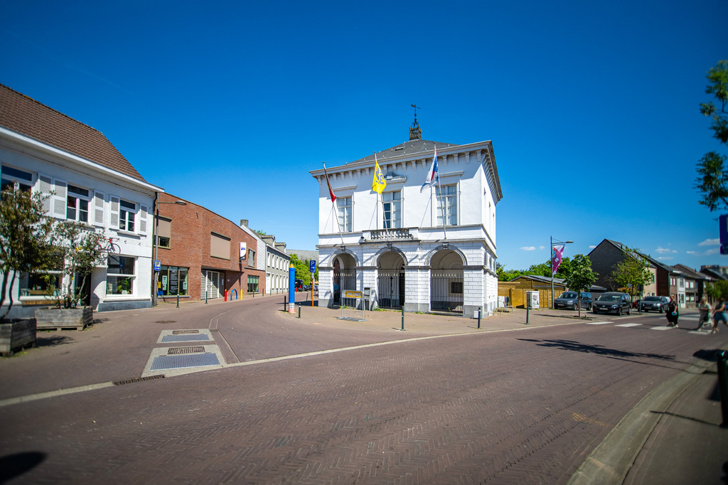 1.Oud-gemeentehuis Ruisbroek_situering