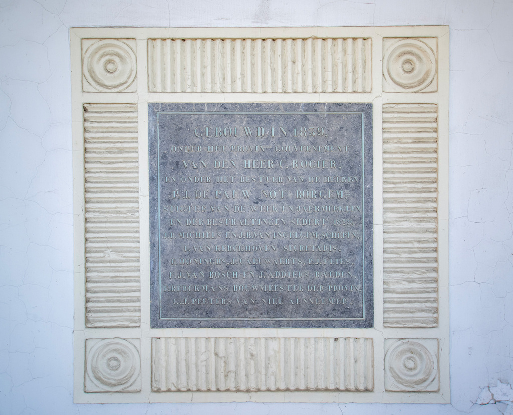7. Oud-Gemeentehuis Ruisbroek_portaal detail