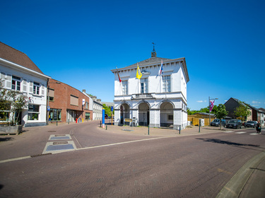 1.Oud-gemeentehuis Ruisbroek_situering