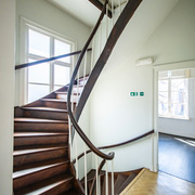 25.Oud-gemeentehuis Ruisbroek_trap naar zolder