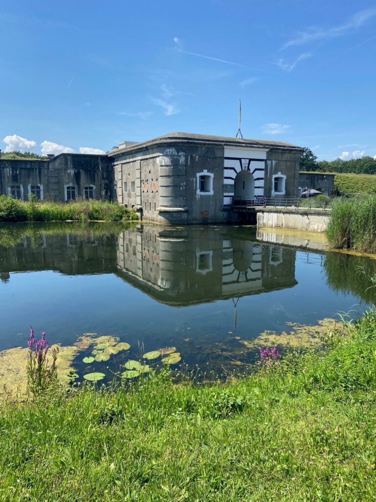 Afbeelding van de Inkom Museum Fort Liezele