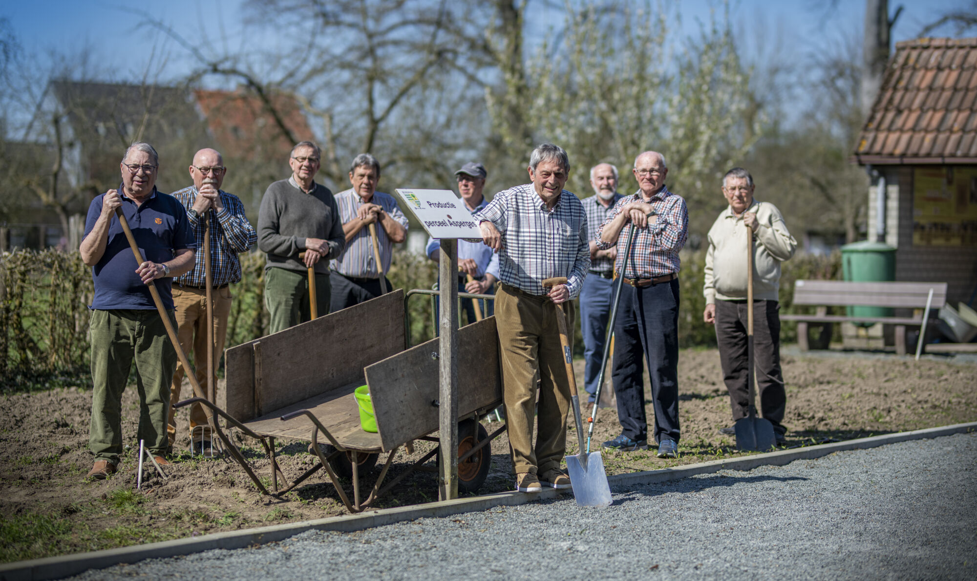 Groepsfoto van de Vriendenkring in Hof van Coolhem