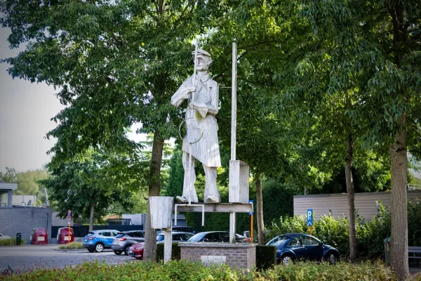 standbeeld ijzergieter