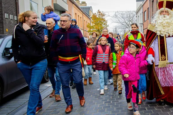 Feestelijke intrede Sinterklaas op Dorpshart