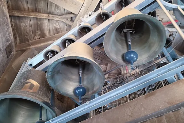 Torenbeklimming met bezoek aan orgel en beiaard