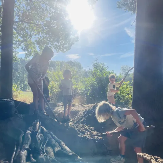 Buitenspeelkamp - vrij spelen in een Speelbos /// wachtlijst
