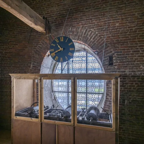 Sint-Pieterskerk: Bezoek de toren (1u) – Rondleiding door de Beiaardvereniging