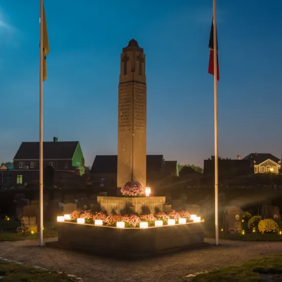 11 Novemberherdenking met fakkeltocht te Sint-Amands
