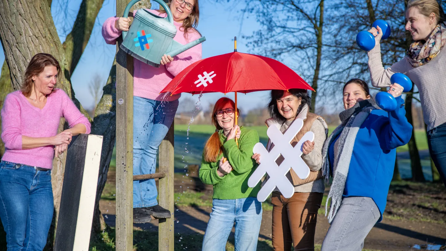 Personeel van dienst leefomgeving samen op de foto